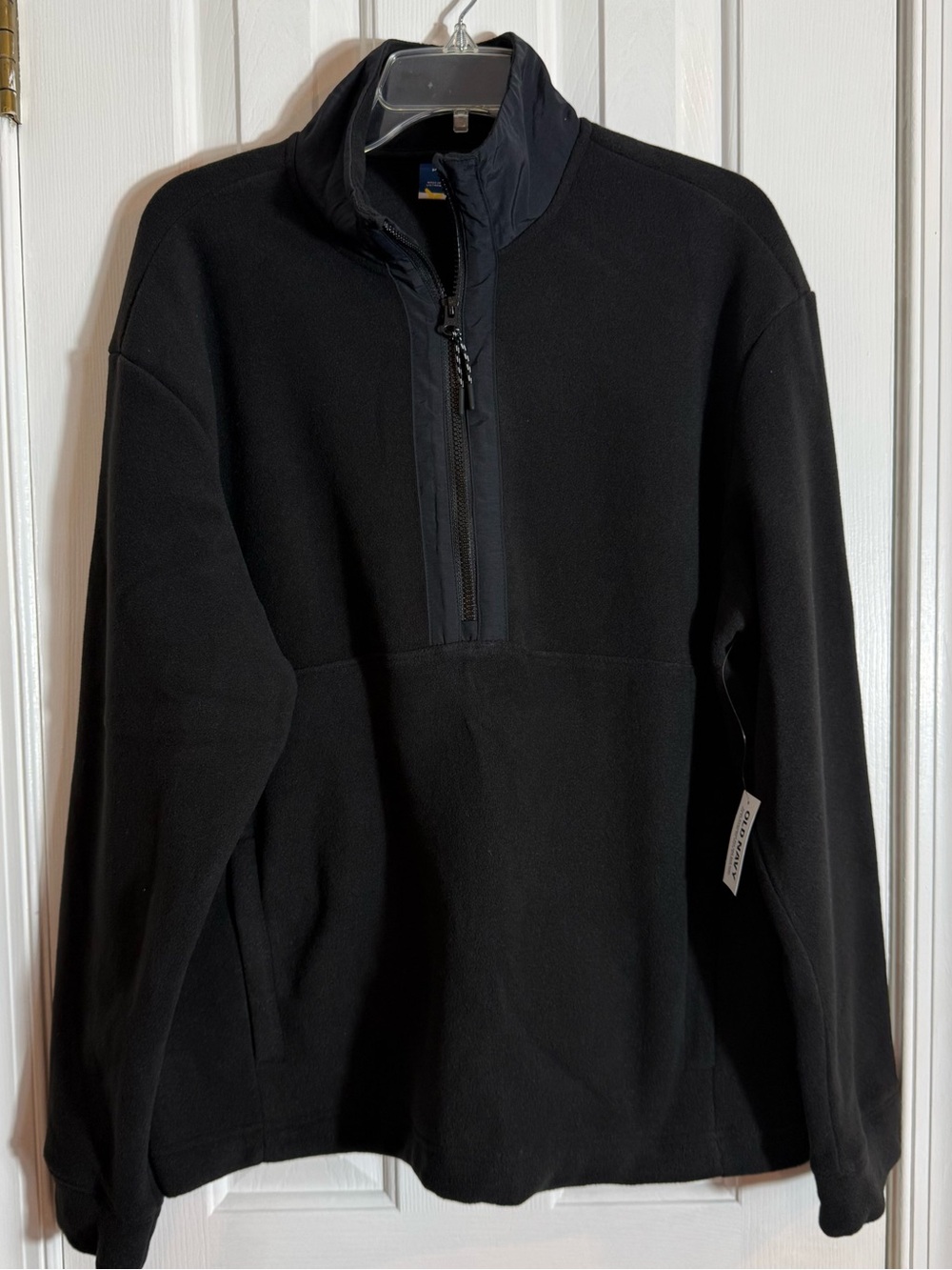 Men's Black Half-Zip Fleece Pullover-Old Navy-NWT
